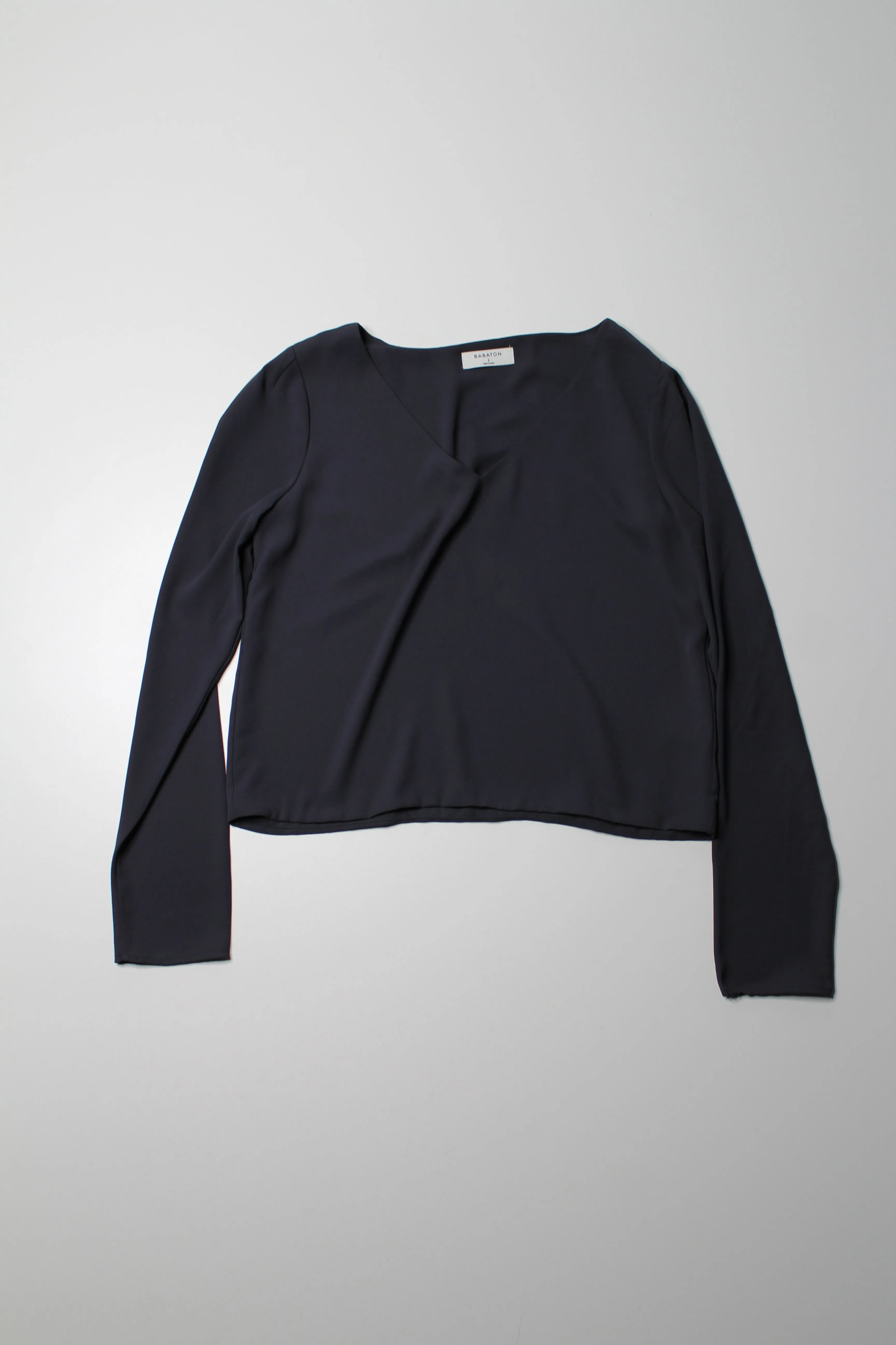 Aritzia Babaton dark grey v neck long sleeve blouse, size small