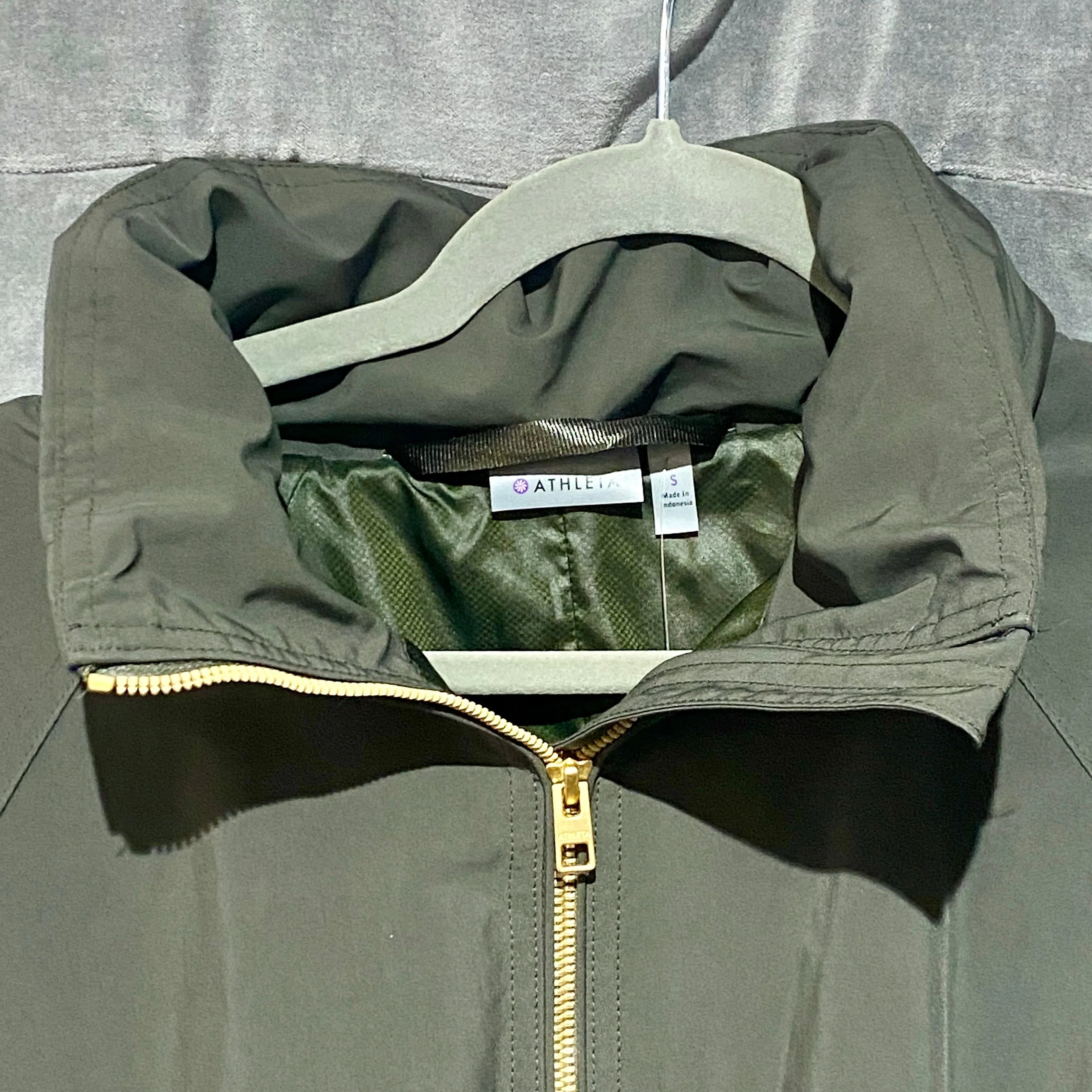 Athleta Hunter Green Cinched Waist Rain Jacket