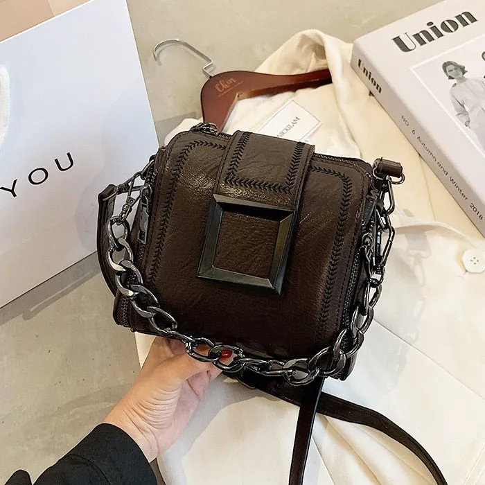 Bella PU Leather Retro Chains Hasp Crossbody Handbag