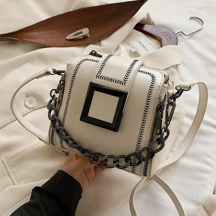 Bella PU Leather Retro Chains Hasp Crossbody Handbag