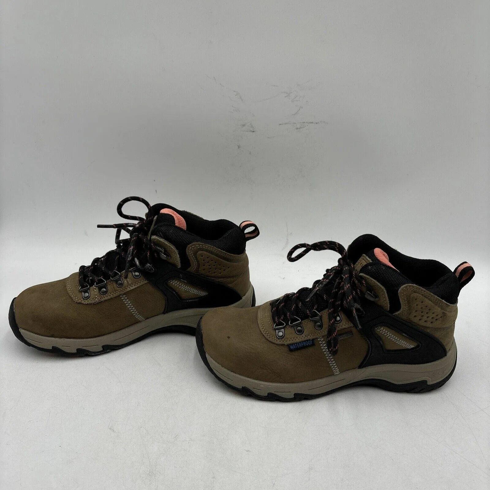 Cleo   Wolf TALON Brown Leather Lace Up Waterproof Hiking Boots Women’s 9.5 B - Very Good