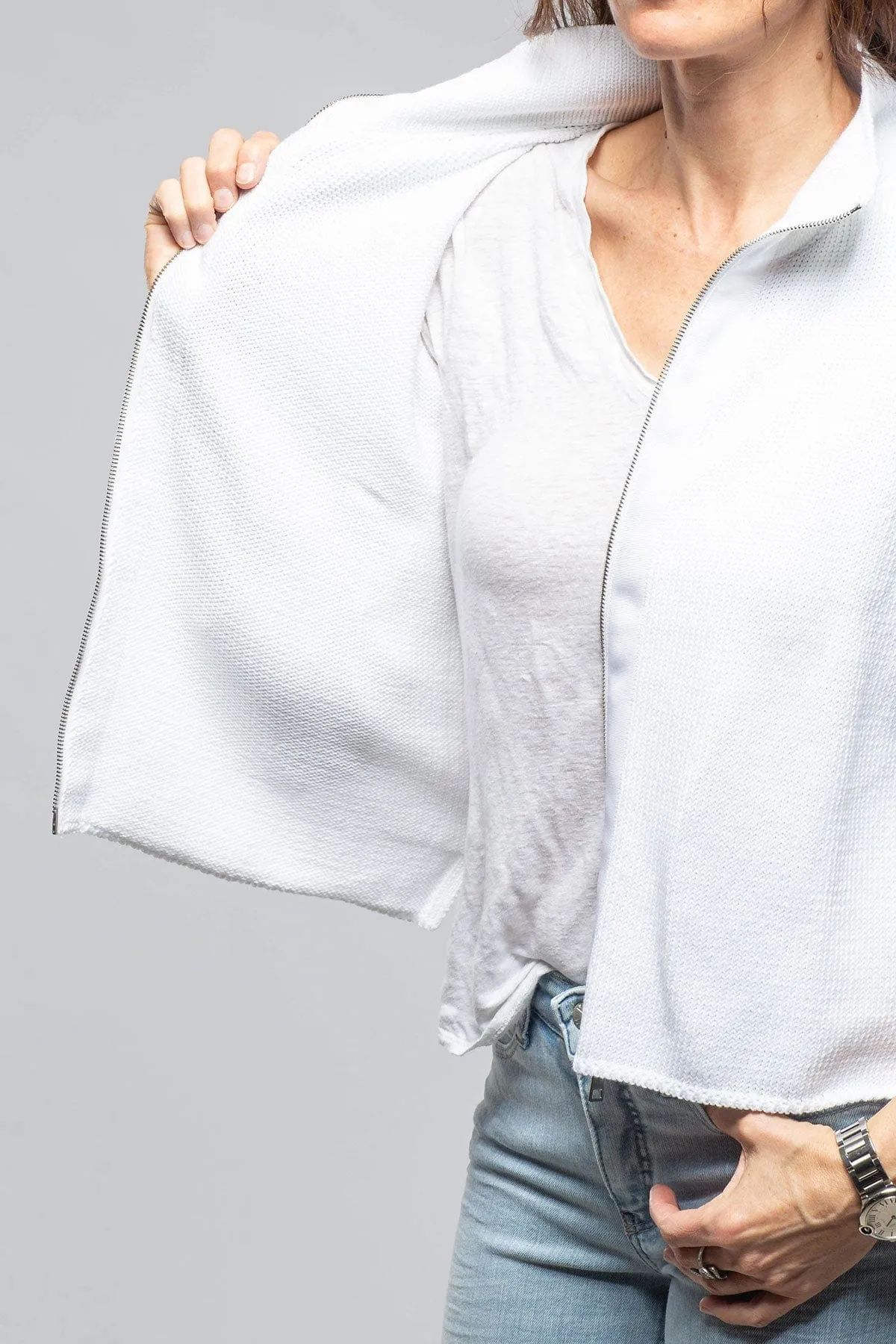 Crete Zip Sweater In White