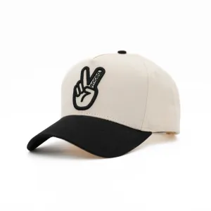 DEUCE PEACE CURVED SNAPBACK | Off White / Black