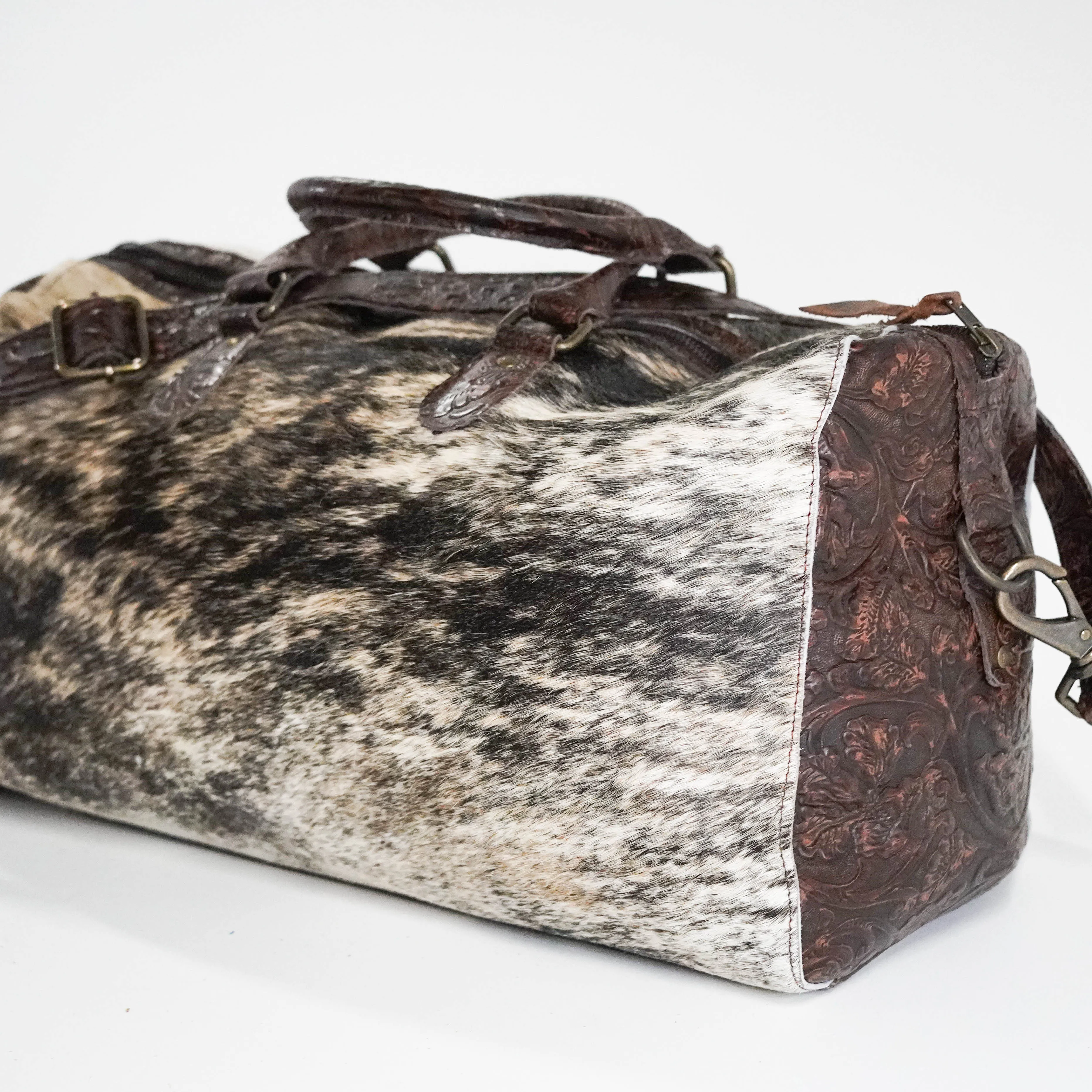 Duffel - Brindle w/ Cowboy Tool
