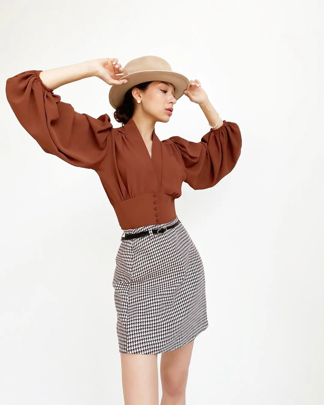 Elegant V-neck Lantern Sleeve Button Shirts