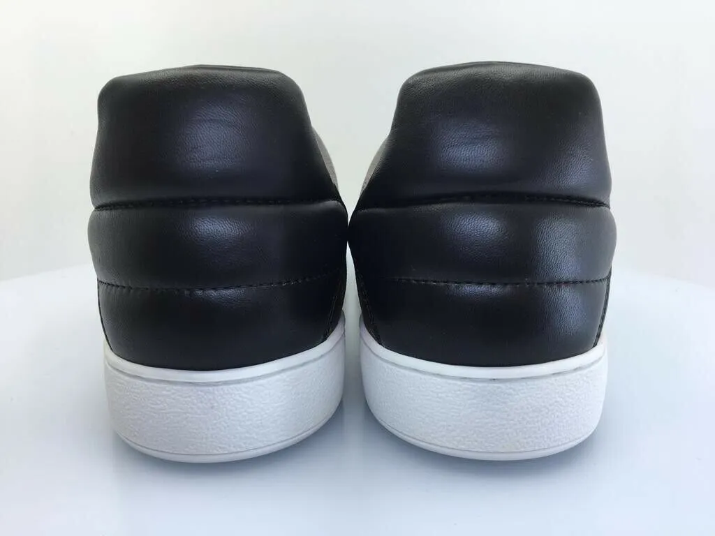 Frontrow Sneaker