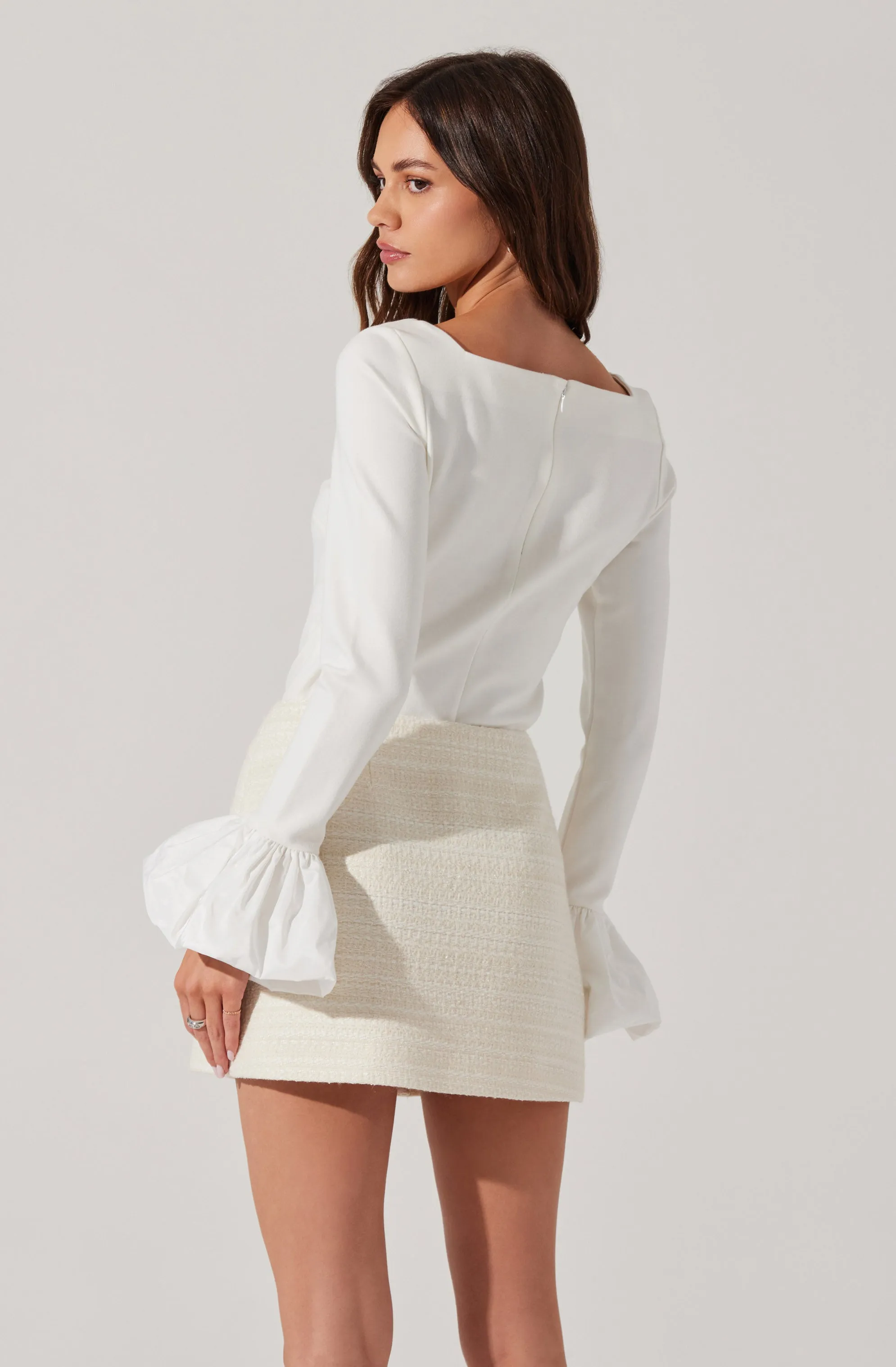 Genessy Contrast Flounce Sleeve Top