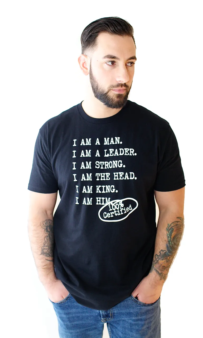 'I AM A MAN' - Casual Men's Tee - Black / Navy