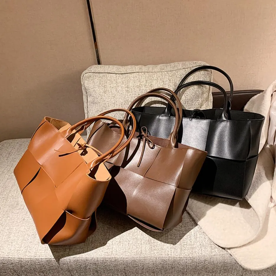 Large Weavy Tote High-quality PU Leather Handbag