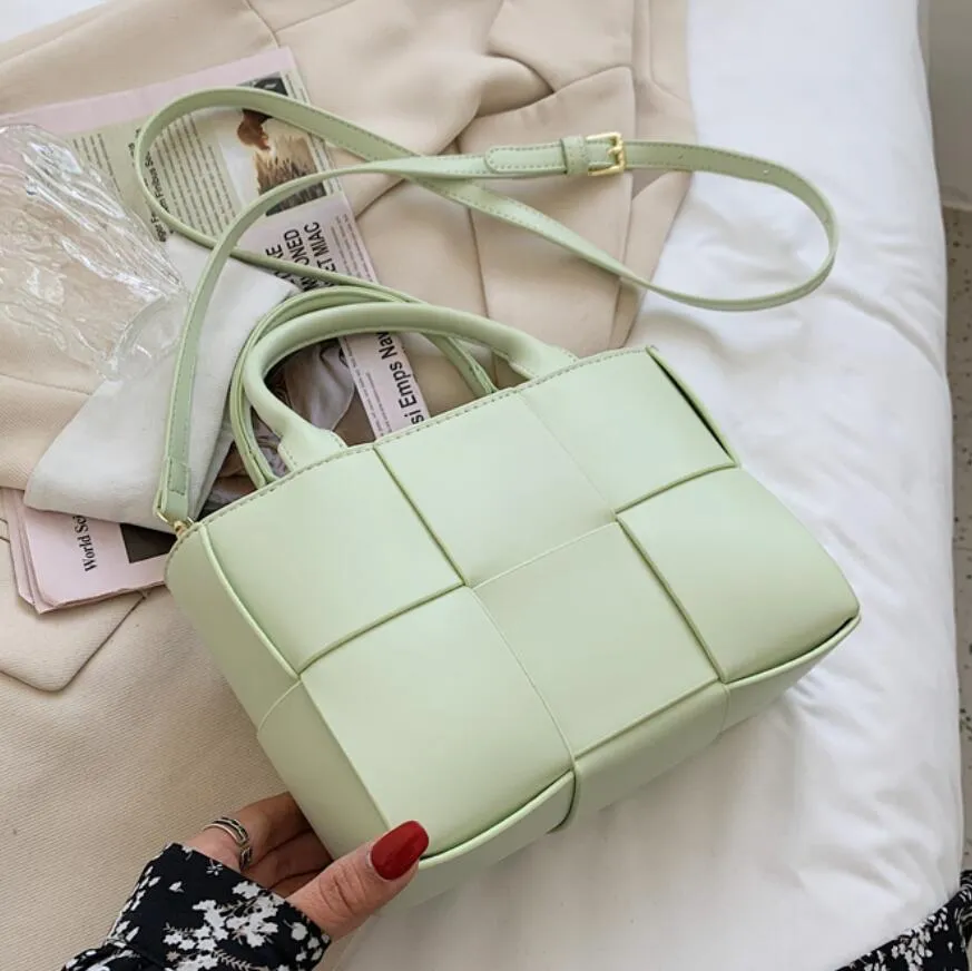 Large Weavy Tote High-quality PU Leather Handbag