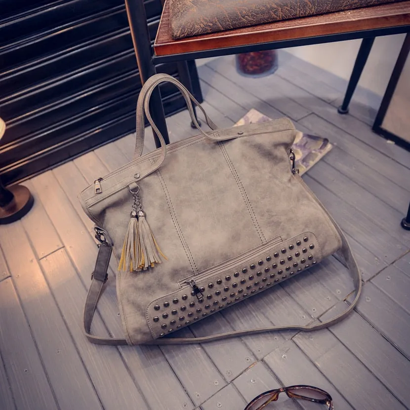 Leather Fashion Rivet Women Handbags