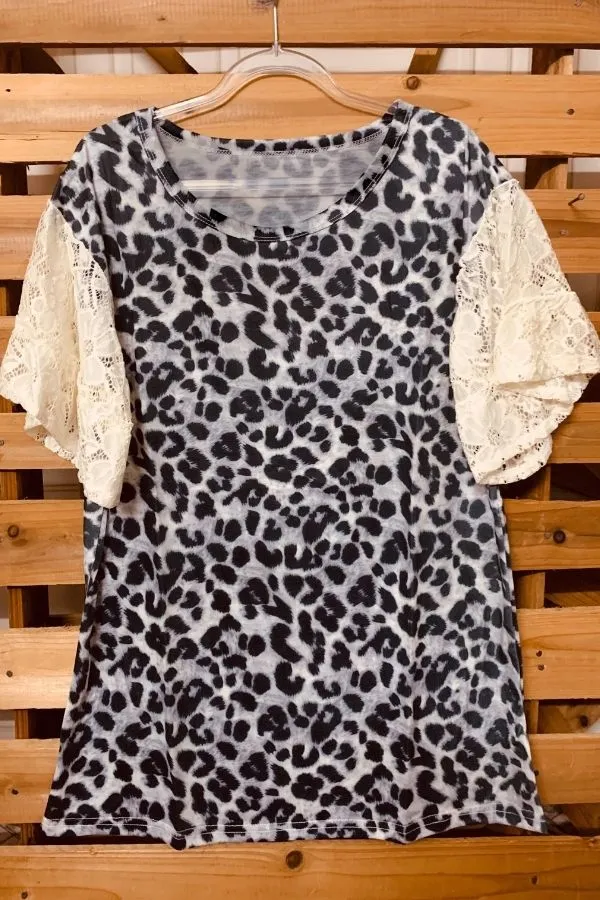 Leopard Printing Lace Sleeve T-shirts