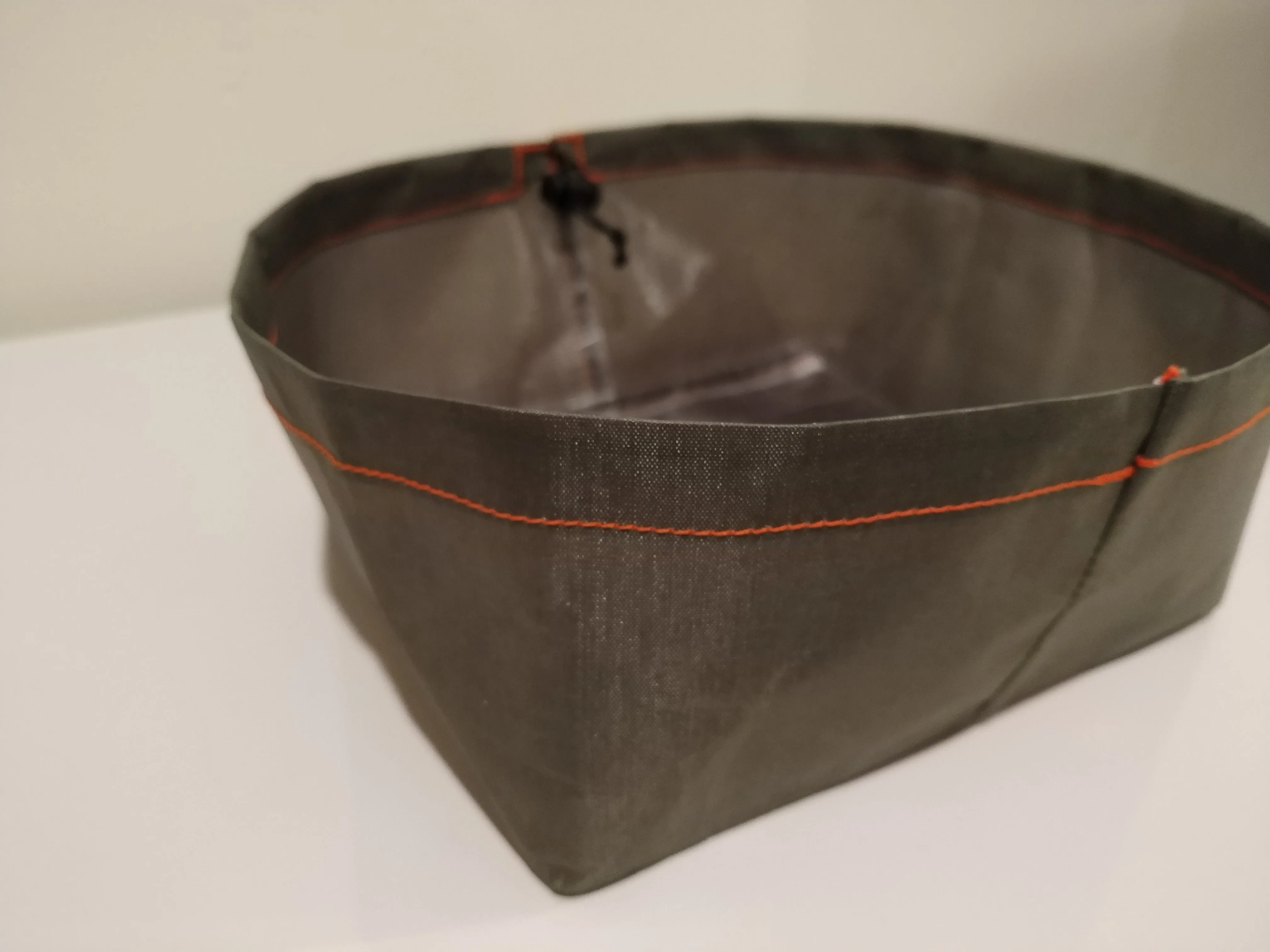 Lightweight Dog Bowl - Solid Color Dyneema
