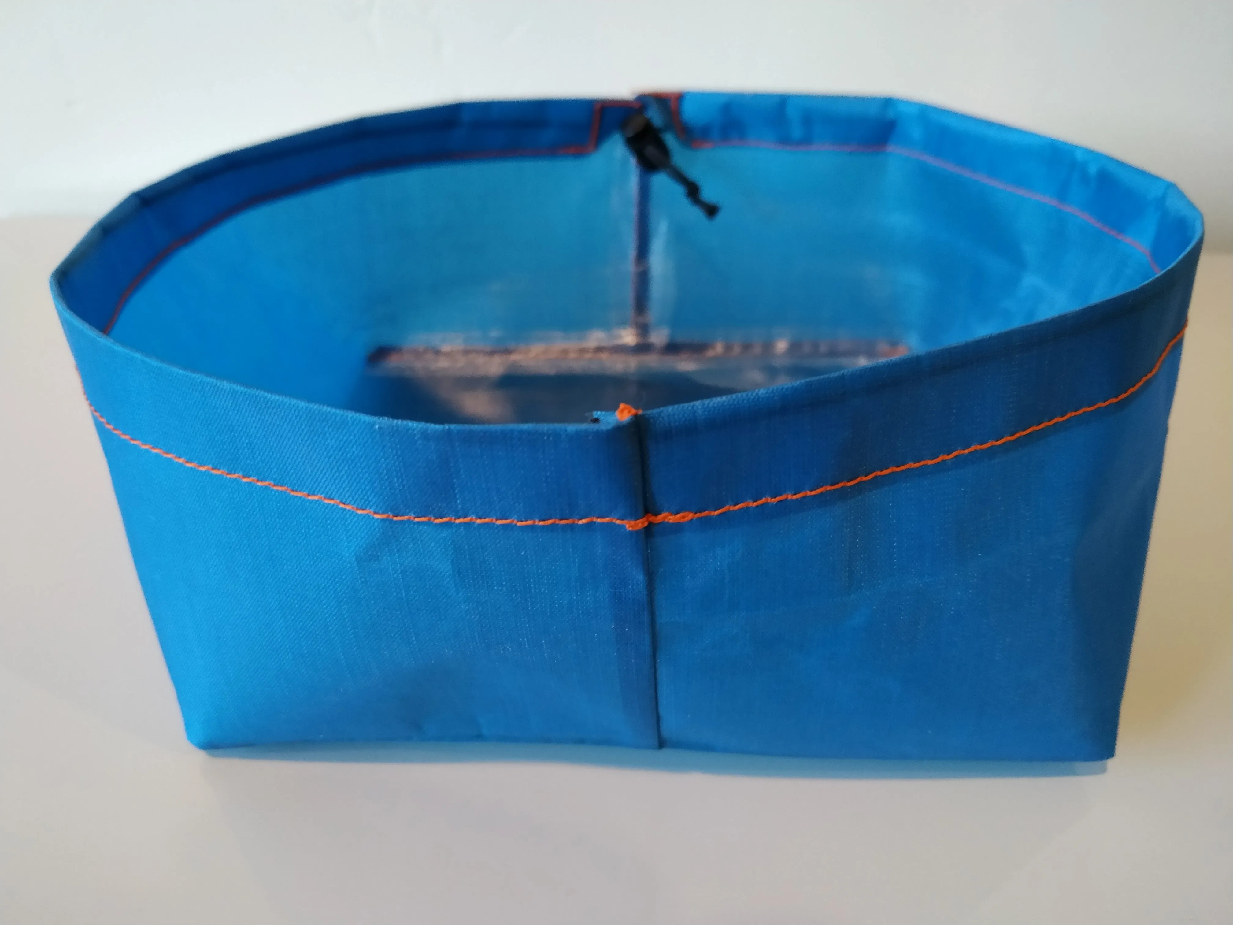 Lightweight Dog Bowl - Solid Color Dyneema