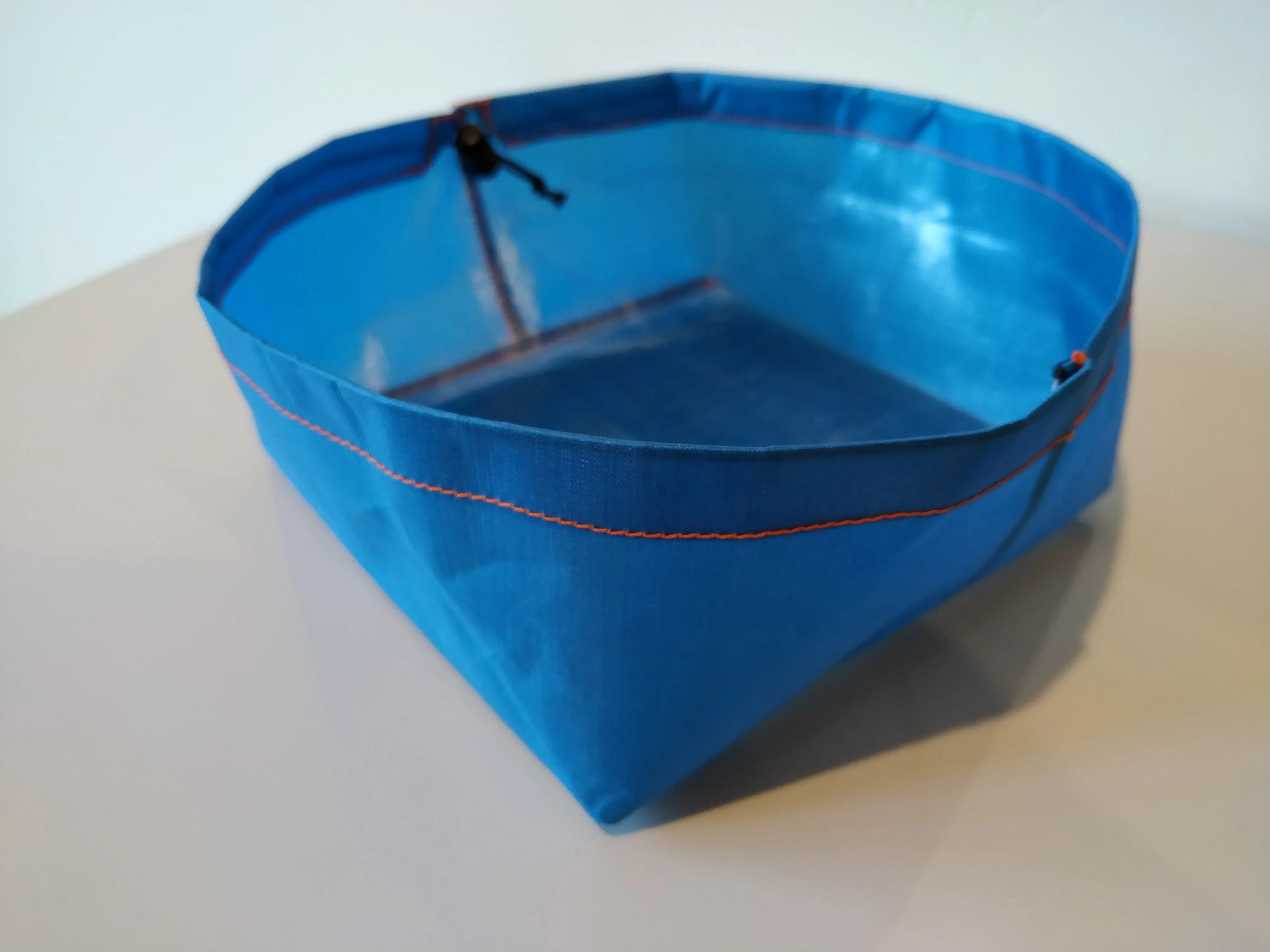 Lightweight Dog Bowl - Solid Color Dyneema