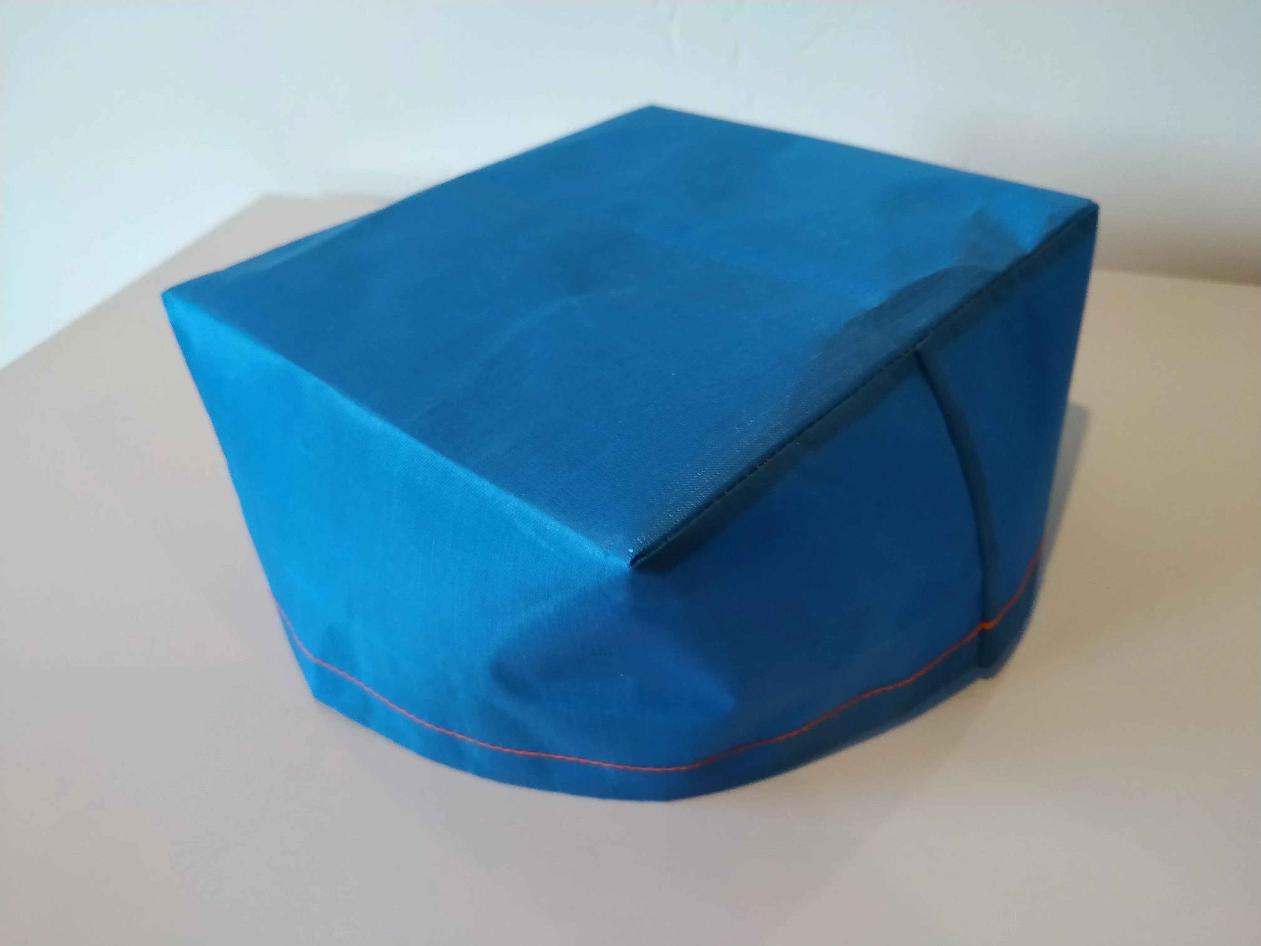 Lightweight Dog Bowl - Solid Color Dyneema