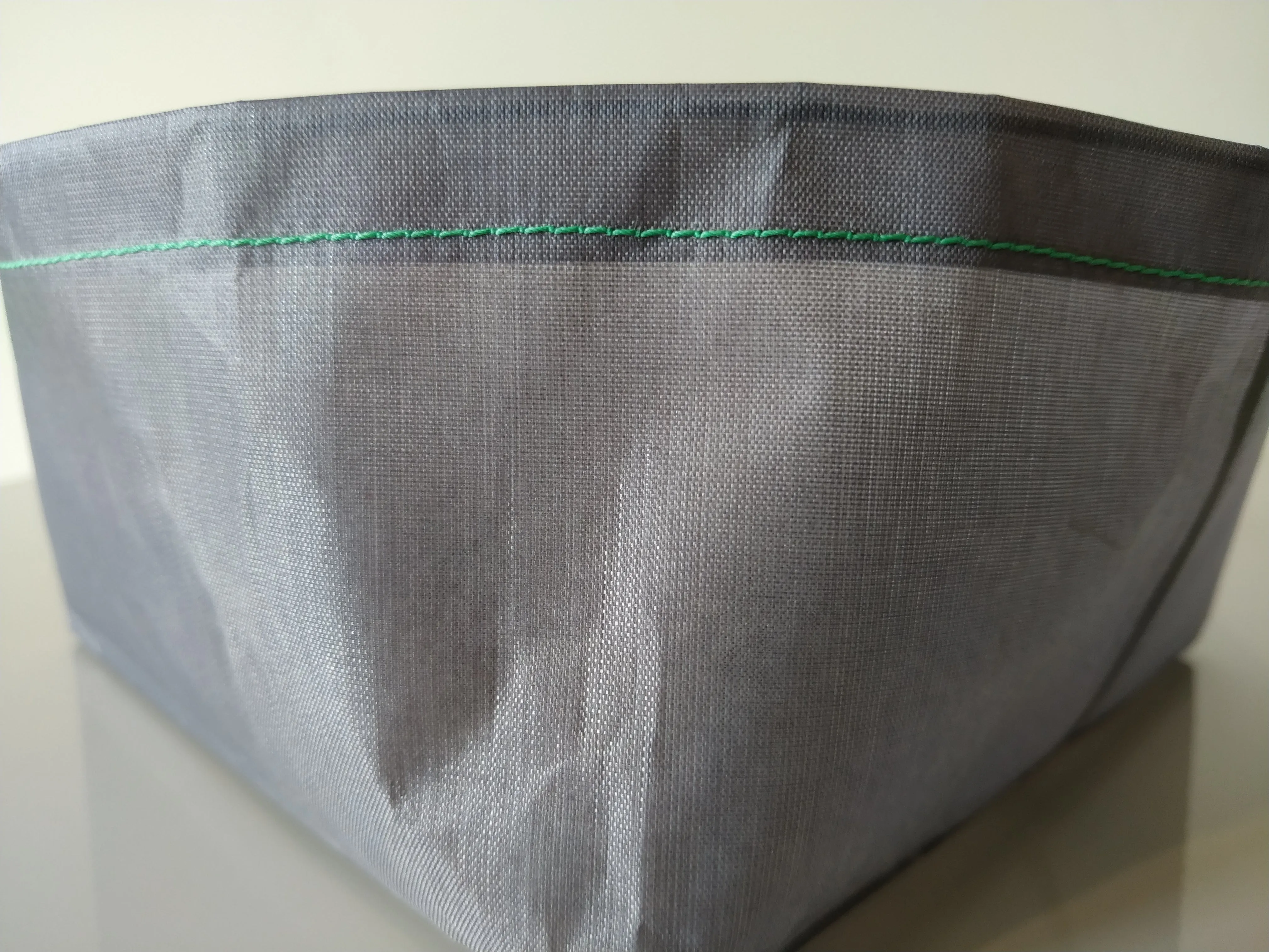 Lightweight Dog Bowl - Solid Color Dyneema