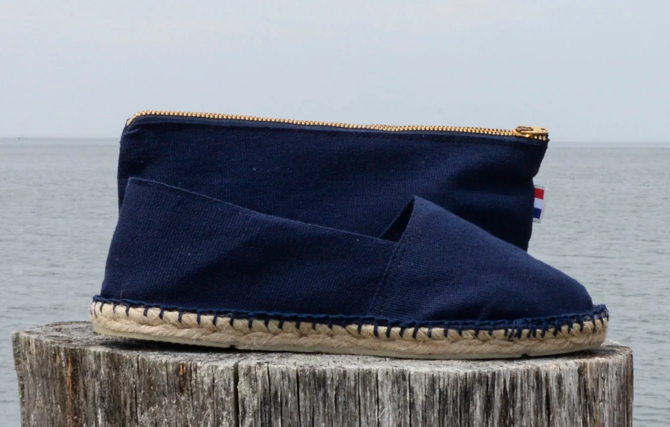 MARINE POUCH