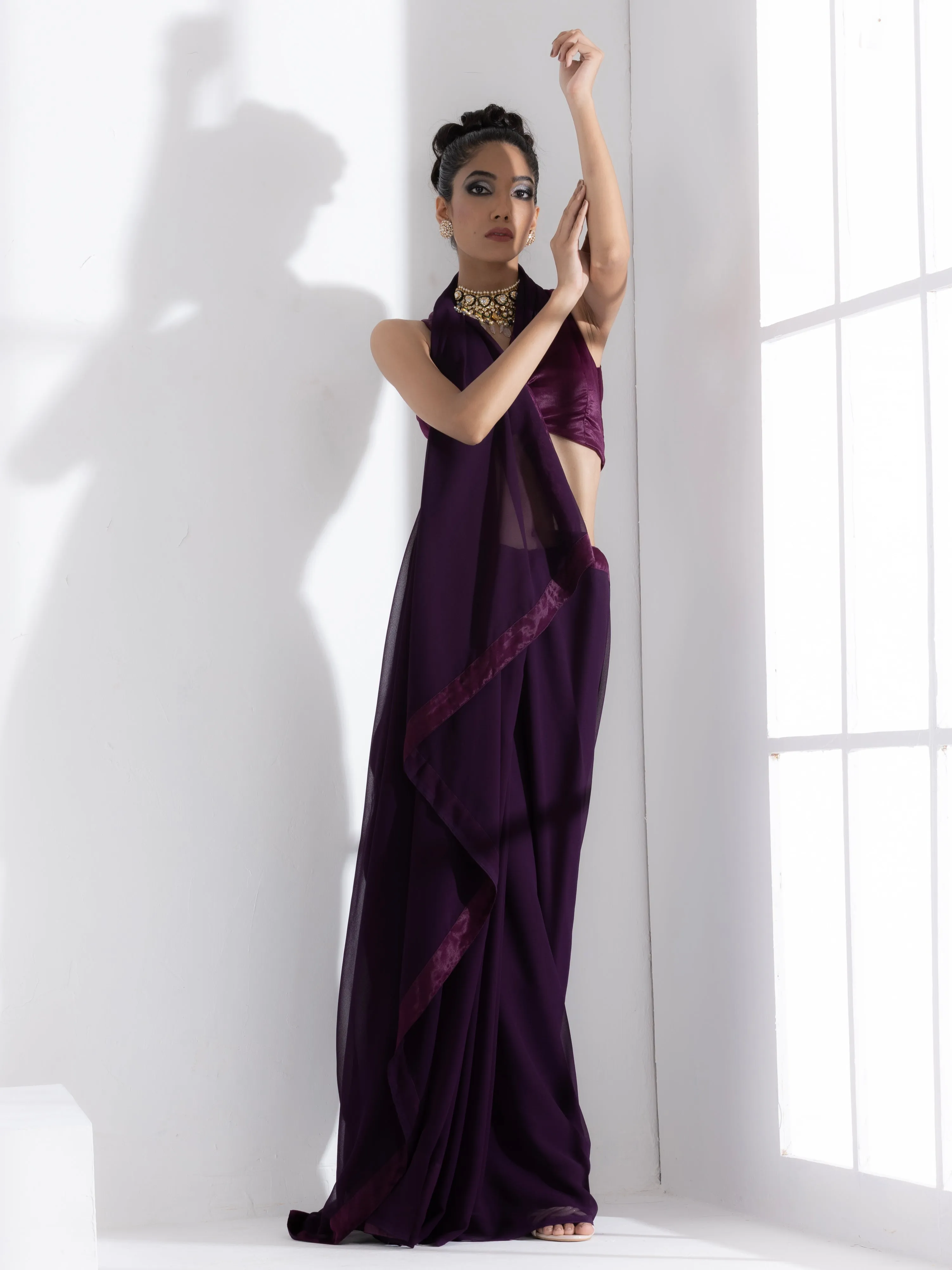 Mood Violet Georgette Saree with Voilet Posh Fabric Border & Blouse Fabric