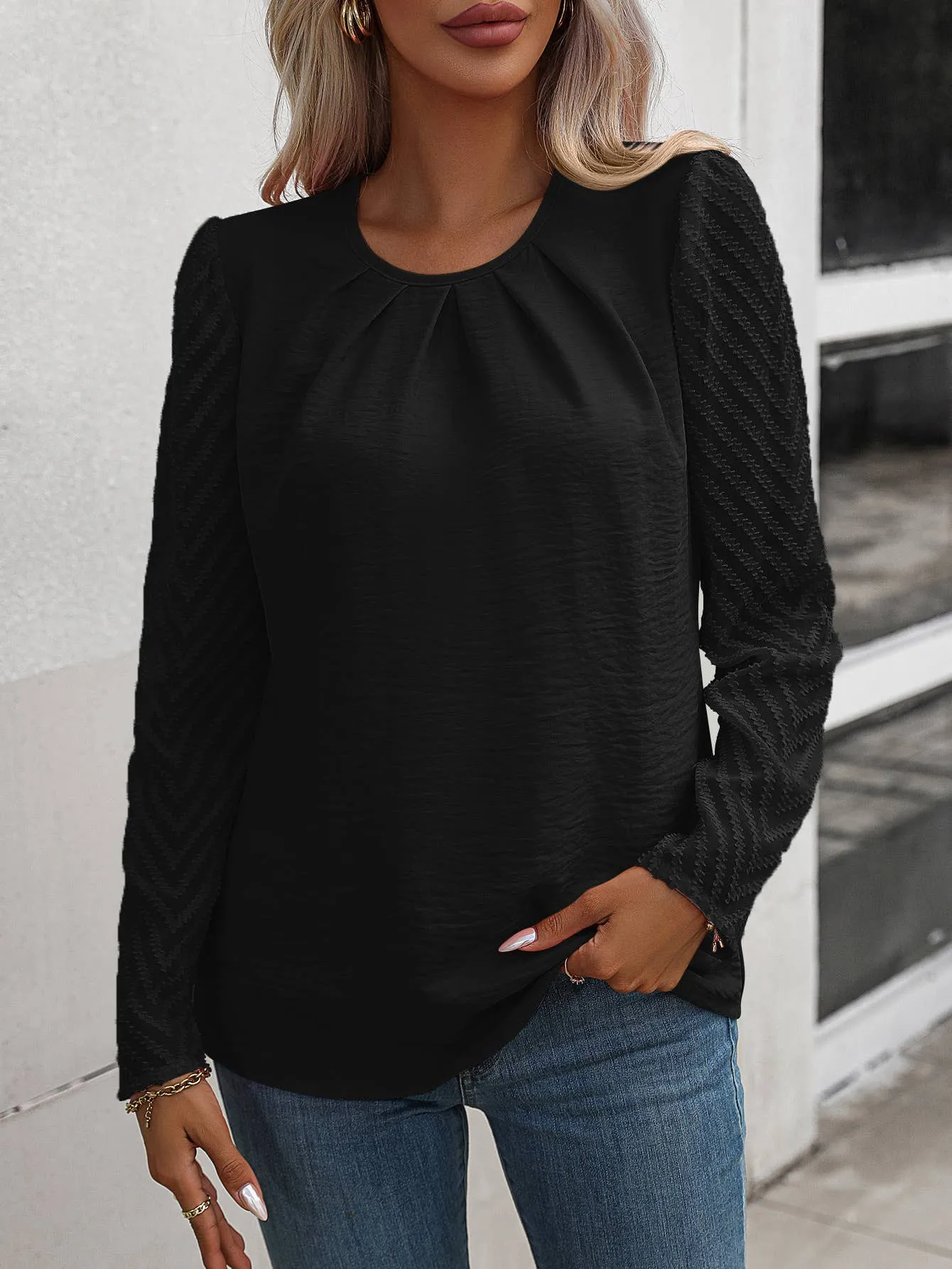Pleated Chevron Detail Blouse G5-TP6817: Black epretty