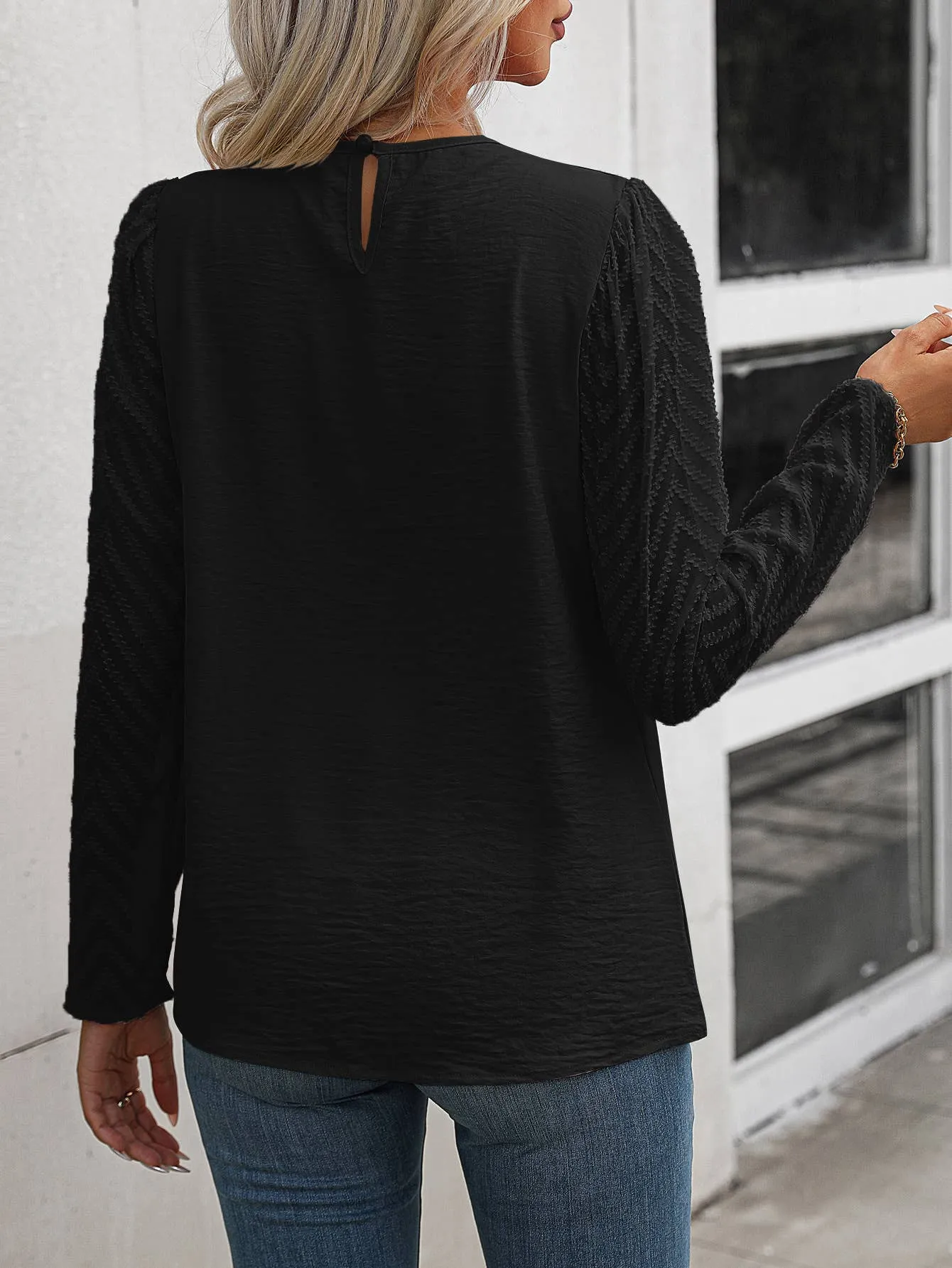 Pleated Chevron Detail Blouse G5-TP6817: Black epretty