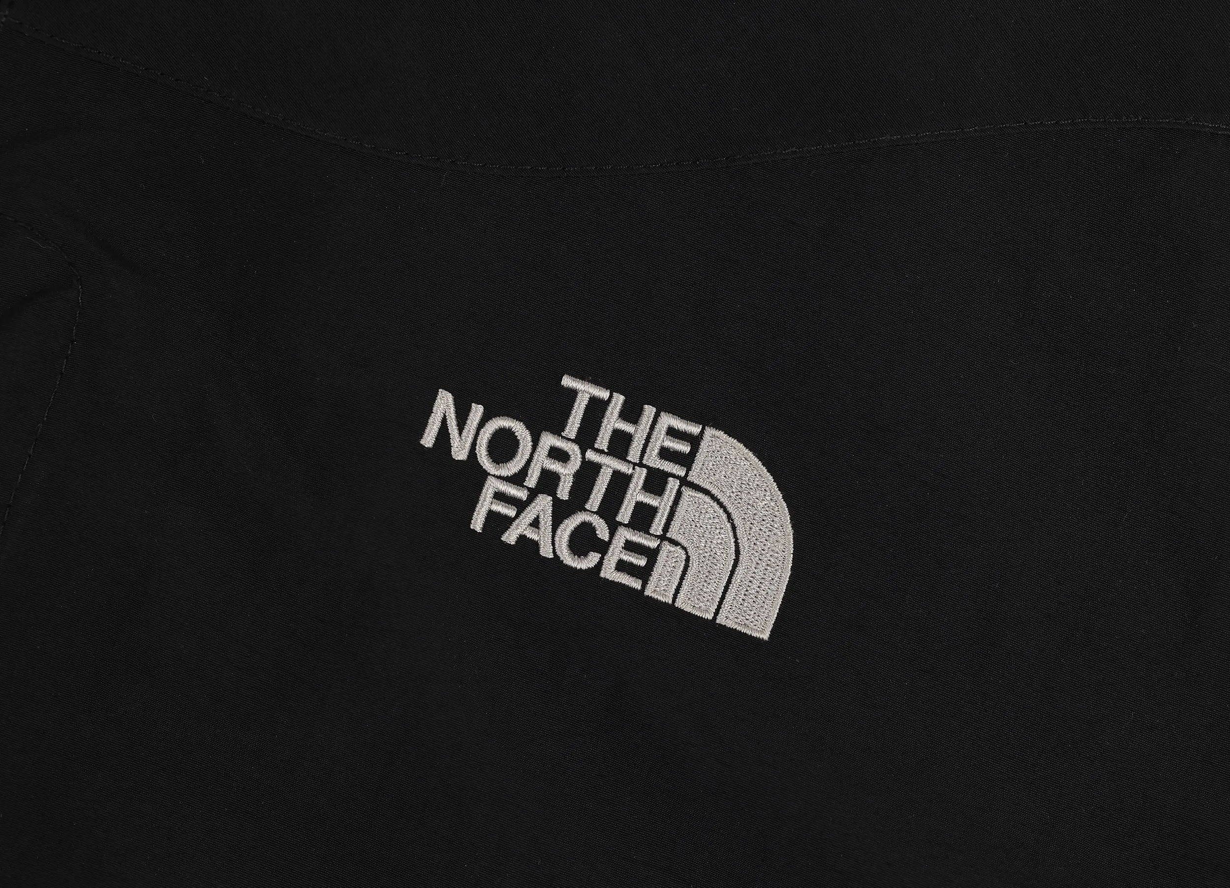 The North Face Hyvent Rain Jacket - Black - M