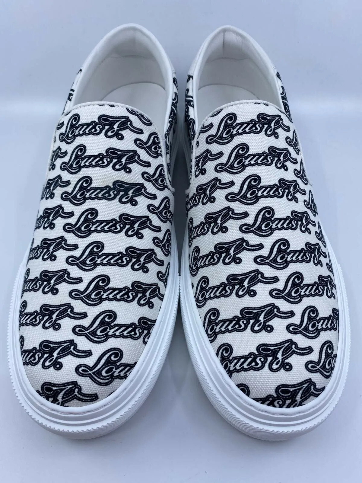 Trocadero Slip-On Louis V.