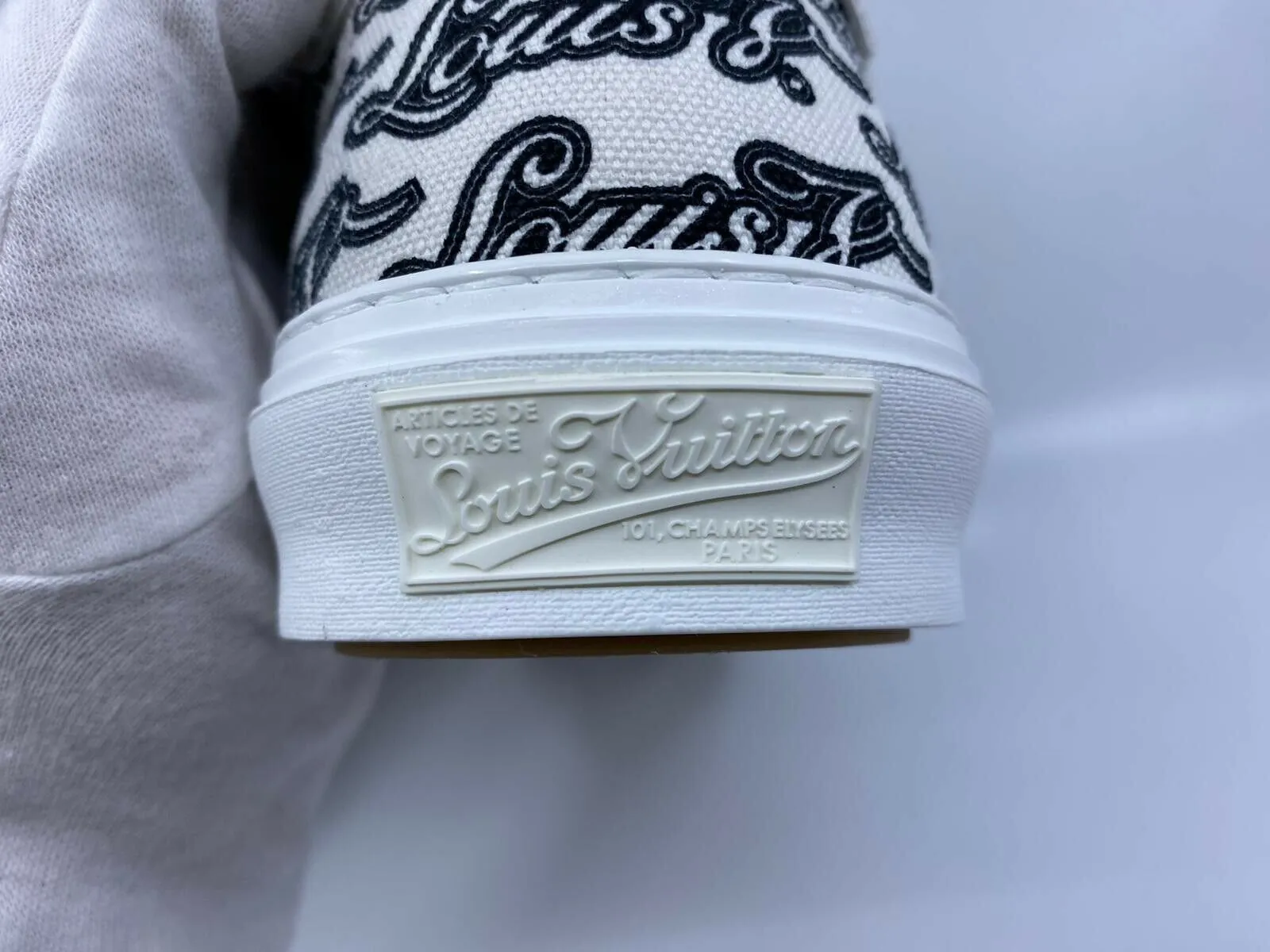 Trocadero Slip-On Louis V.