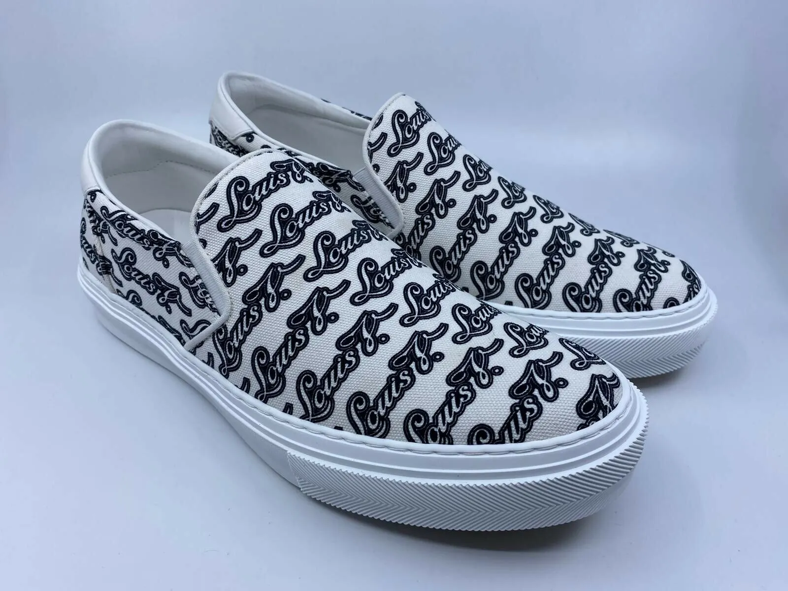 Trocadero Slip-On Louis V.