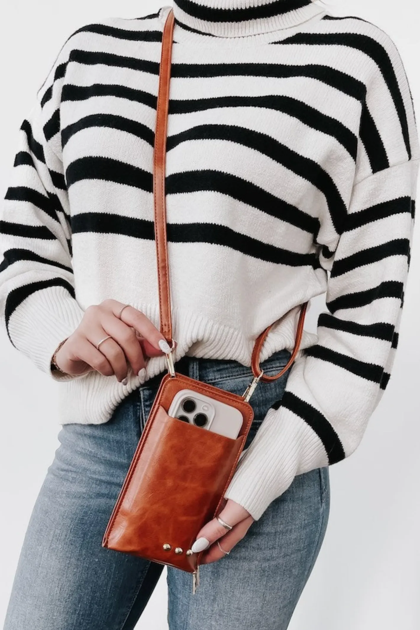 Vegan Phone Bag - Brown
