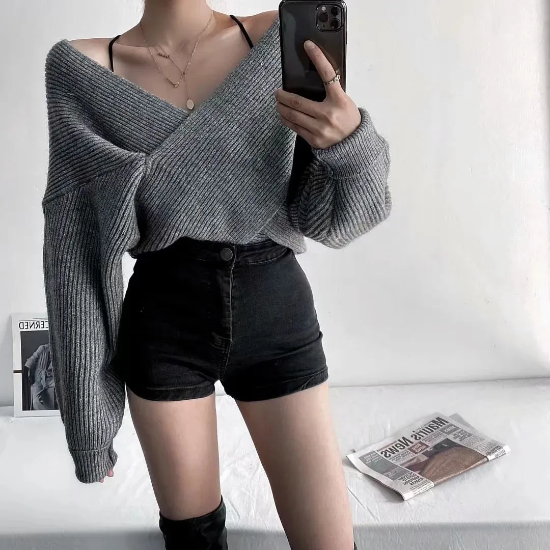 Vintage V-neck Batwing Sleeve Cross Design Knit Sweaters