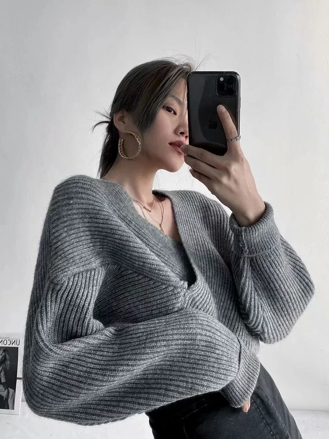 Vintage V-neck Batwing Sleeve Cross Design Knit Sweaters