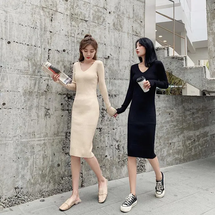 Winter Mercerized Cotton Temperament Goddess Fan Sweater Knit Dress V-neck Long-sleeved Slim Slimming Black Hip Skirt