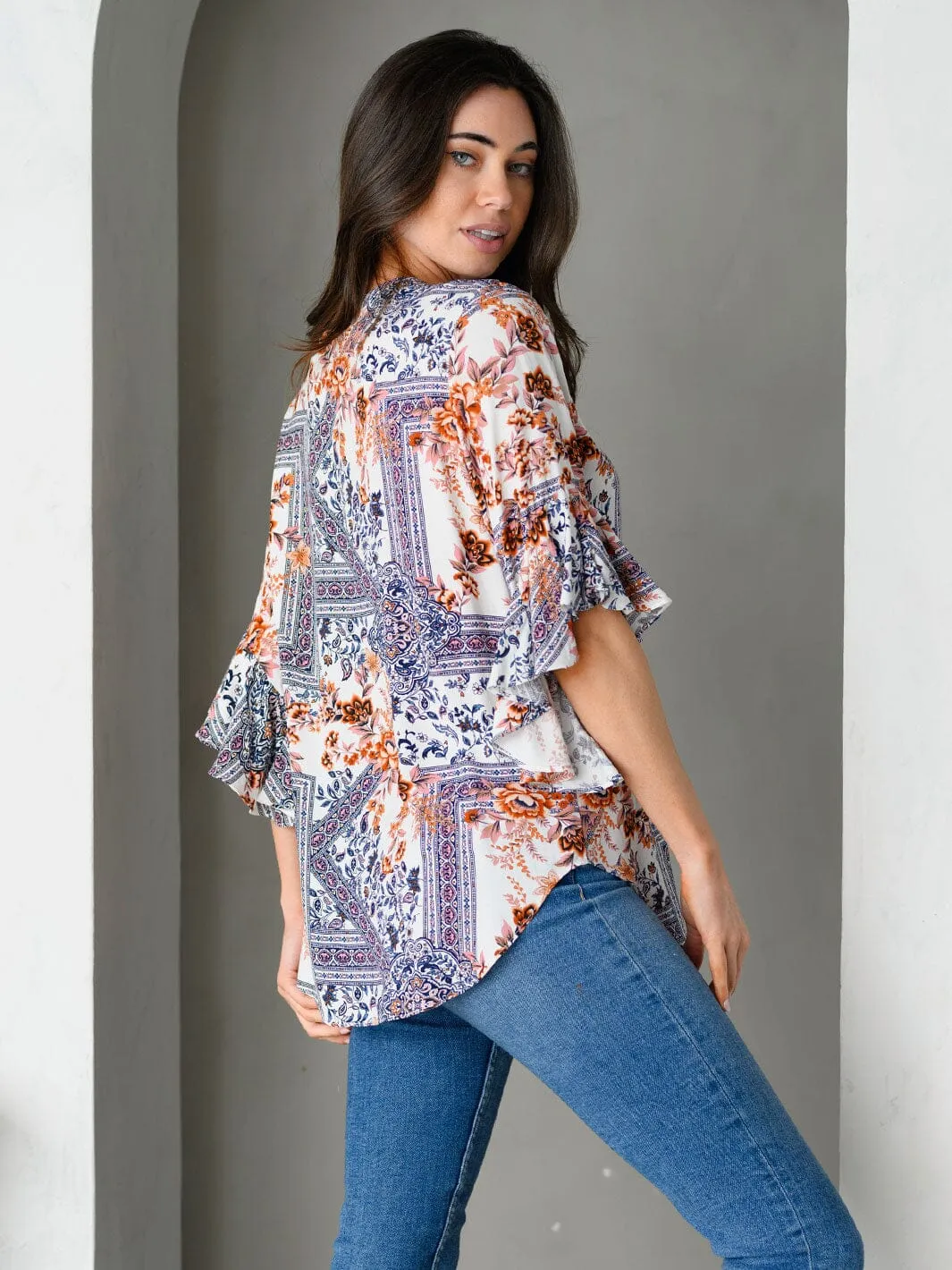 WOMEN'S 3/4 FLARE SLEEVE MULTI PRINT TOP