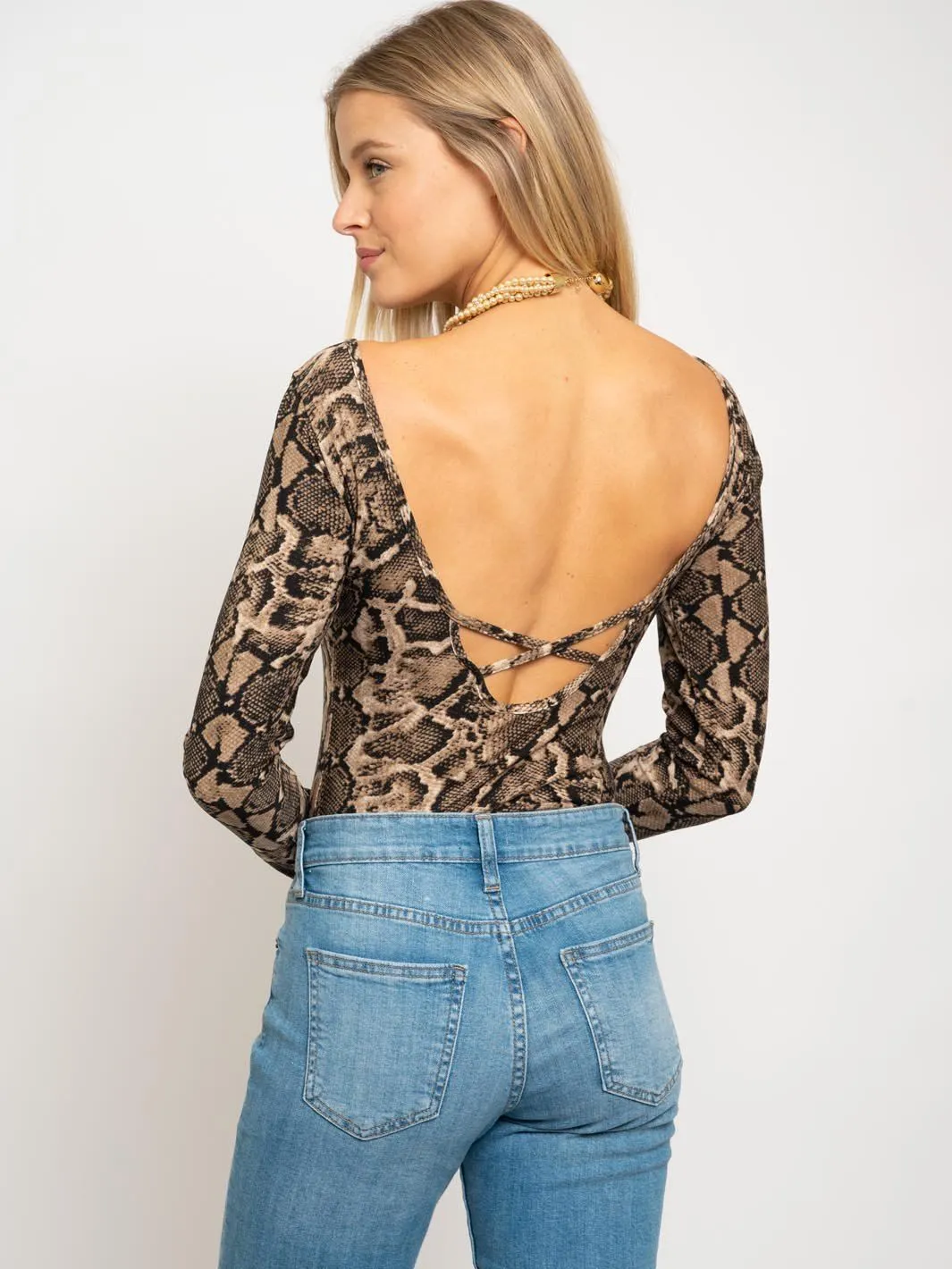 WOMEN'S ANIMAL PRINT LONG SLEEVE BODYSUIT
