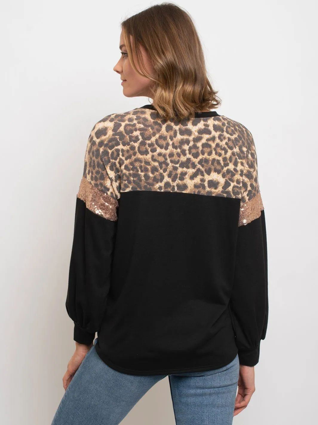 WOMEN'S LONG SLEEVE ANIMAL PRINT TOP