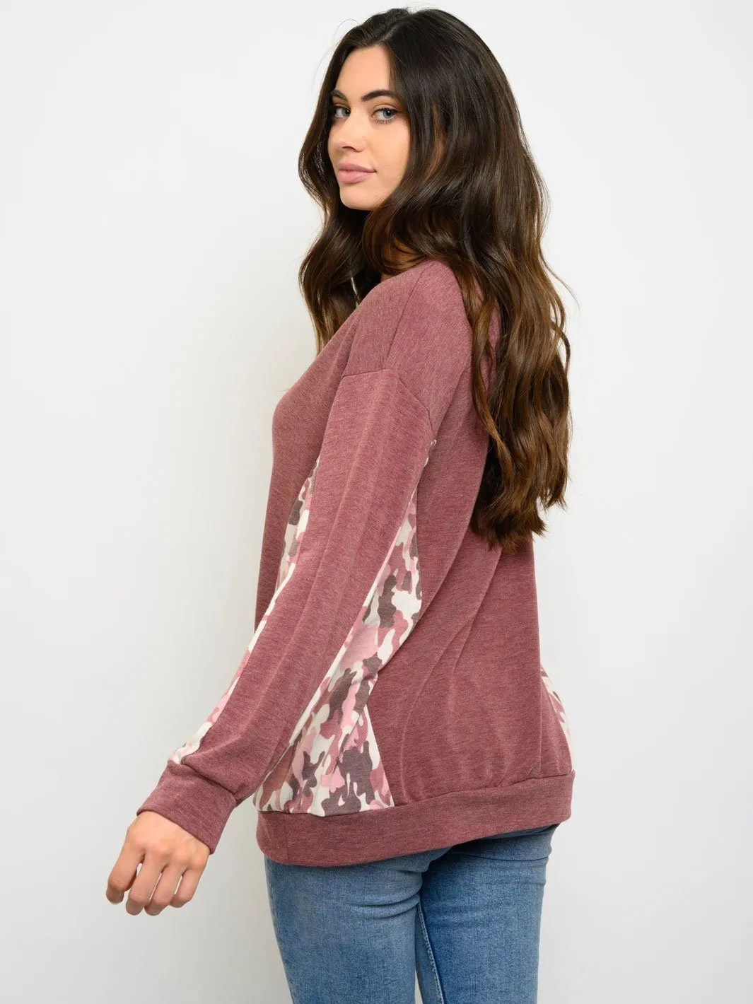 WOMEN'S LONG SLEEVE CAMO DETAIL TOP