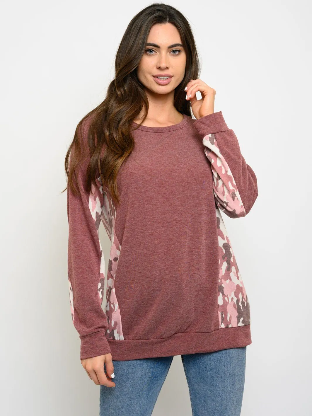 WOMEN'S LONG SLEEVE CAMO DETAIL TOP
