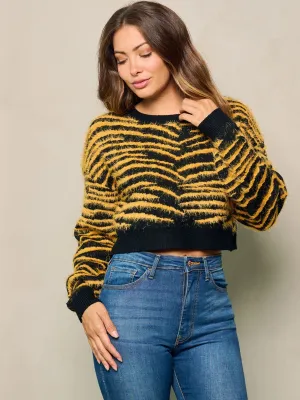 WOMEN'S LONG SLEEVE COLORBLOCK FUZZY CROP TOP