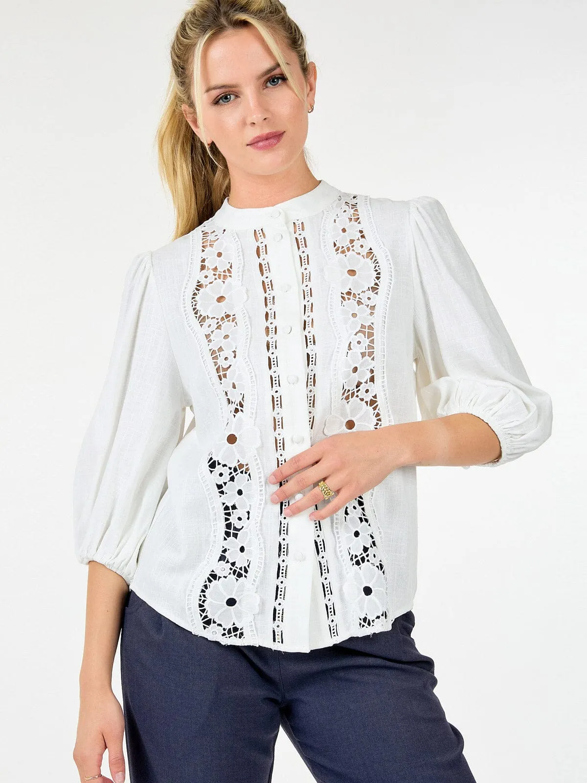 WOMEN'S LONG SLEEVE CROCHET DETAILED BLOUSE
