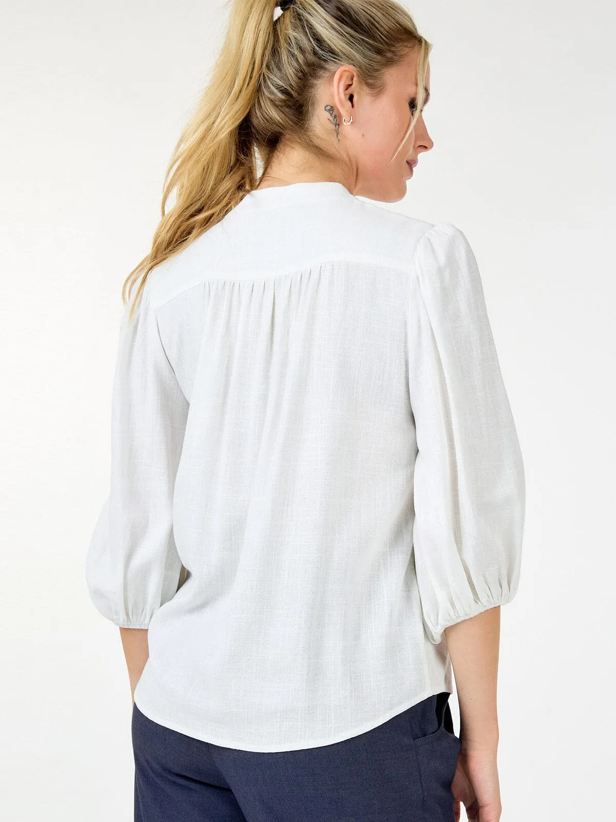 WOMEN'S LONG SLEEVE CROCHET DETAILED BLOUSE