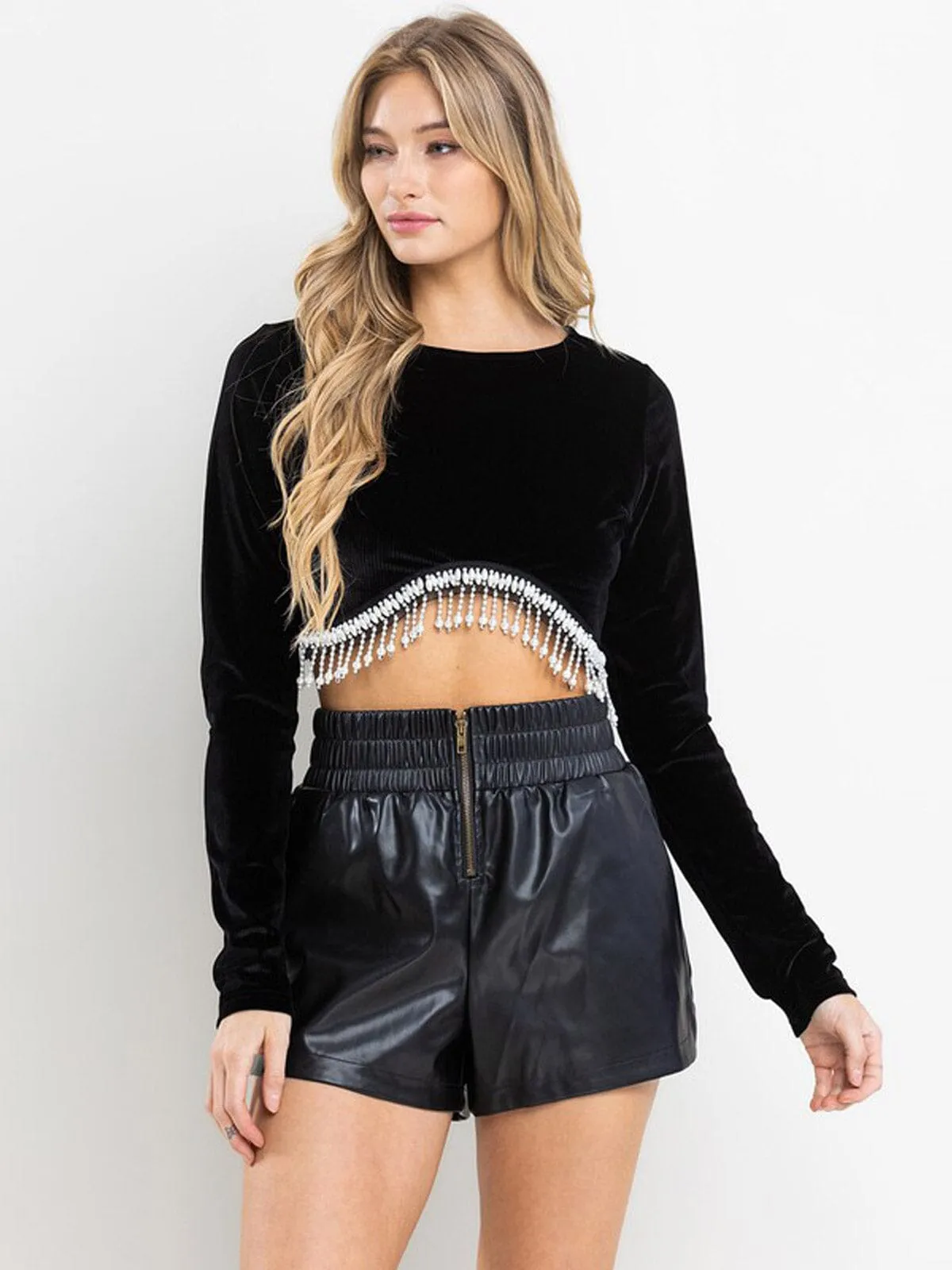 WOMEN'S LONG SLEEVE FRINGE PEARLS VELVET CROP TOP