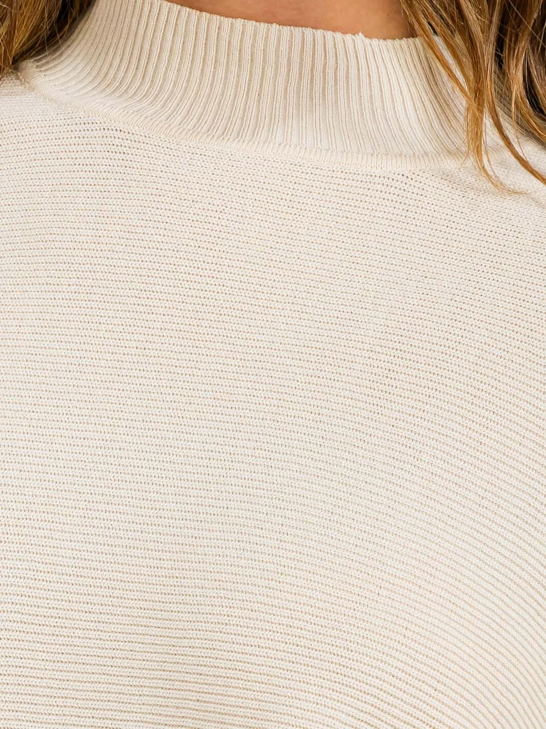 WOMEN'S LONG SLEEVE MOCK NECK KNIT CROP TOP