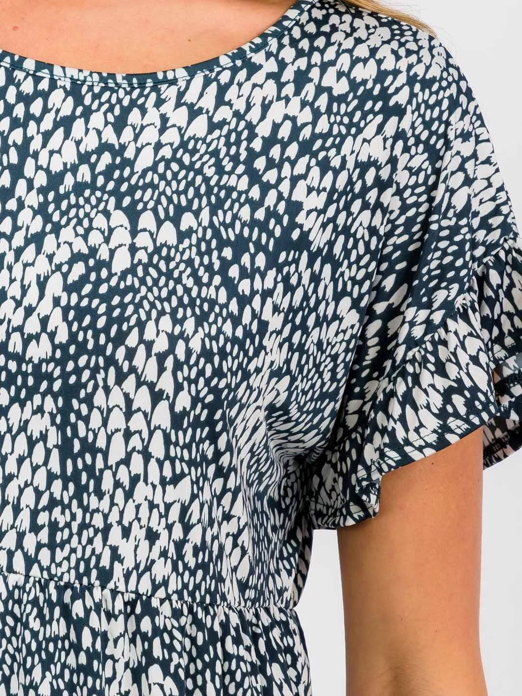 WOMEN'S SHORT SLEEVE TIERED ANIMAL PRINT BLOUSE TOP