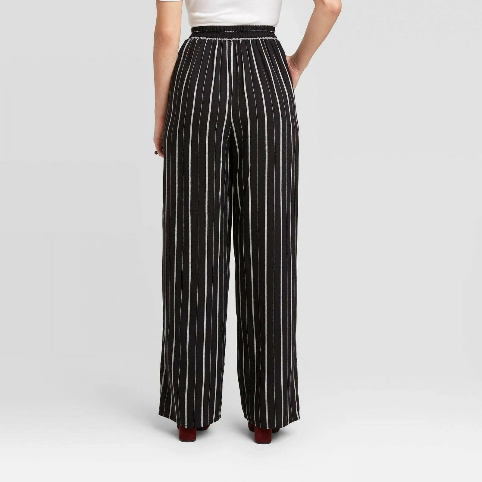 Xhilaration Women's Striped Mid Rise Wide Leg Palazzo Pants