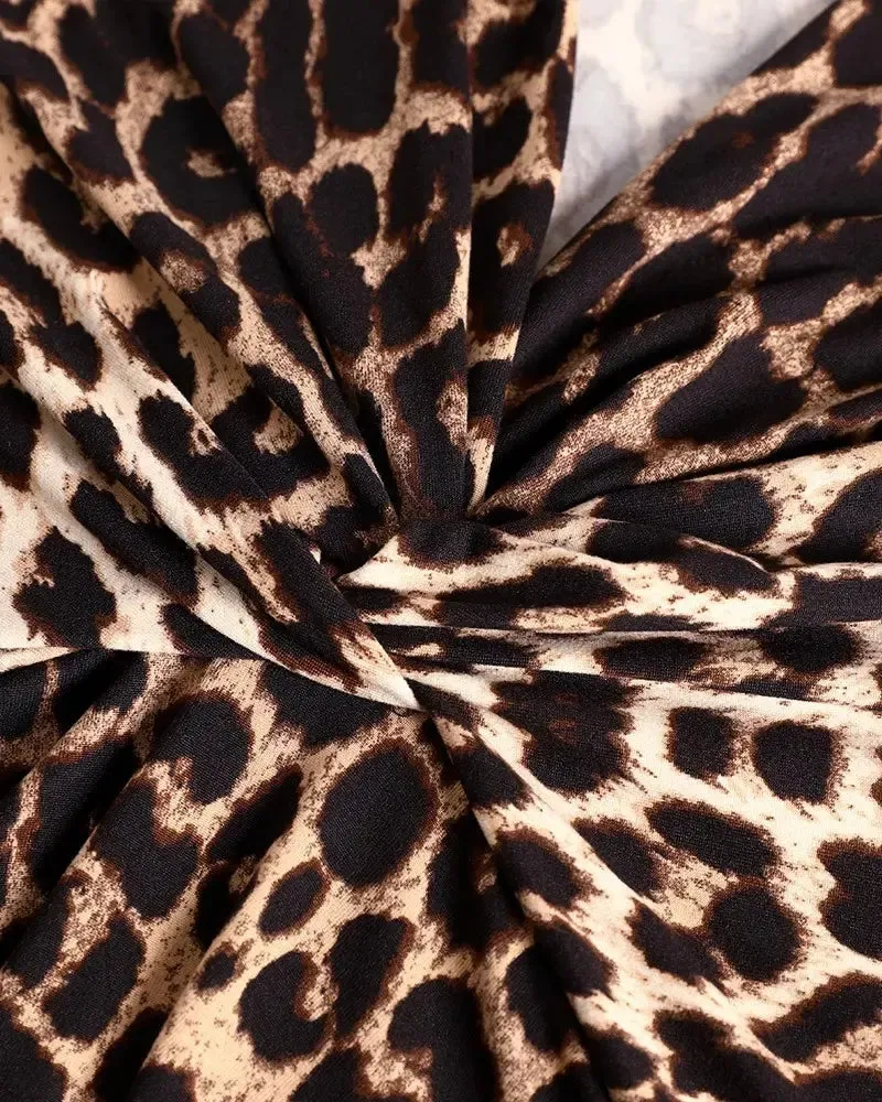 Xieyinshe - Cheetah Print Long Sleeve V-Neck Top