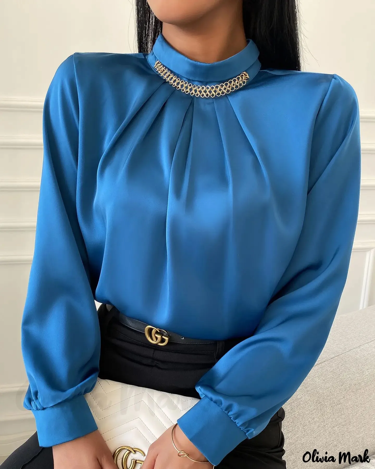 Xieyinshe - Plain blouse with stand-up collar and long sleeves