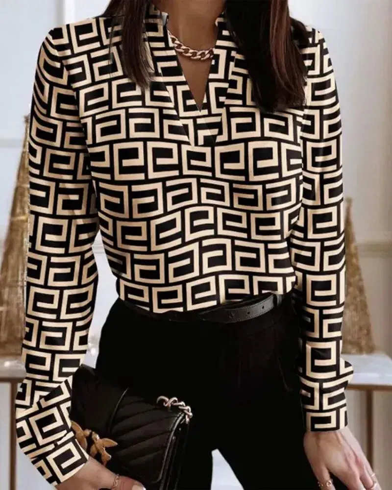 Xieyinshe - Relaxed Geometric Print V-Neck Long Sleeve Top