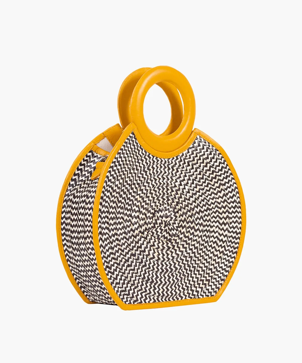 Zenú in Raffia and Leather